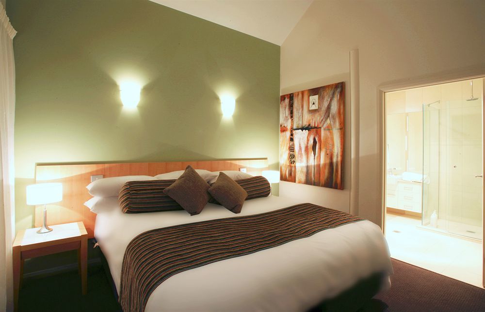 York Cove Hotel George Town Buitenkant foto