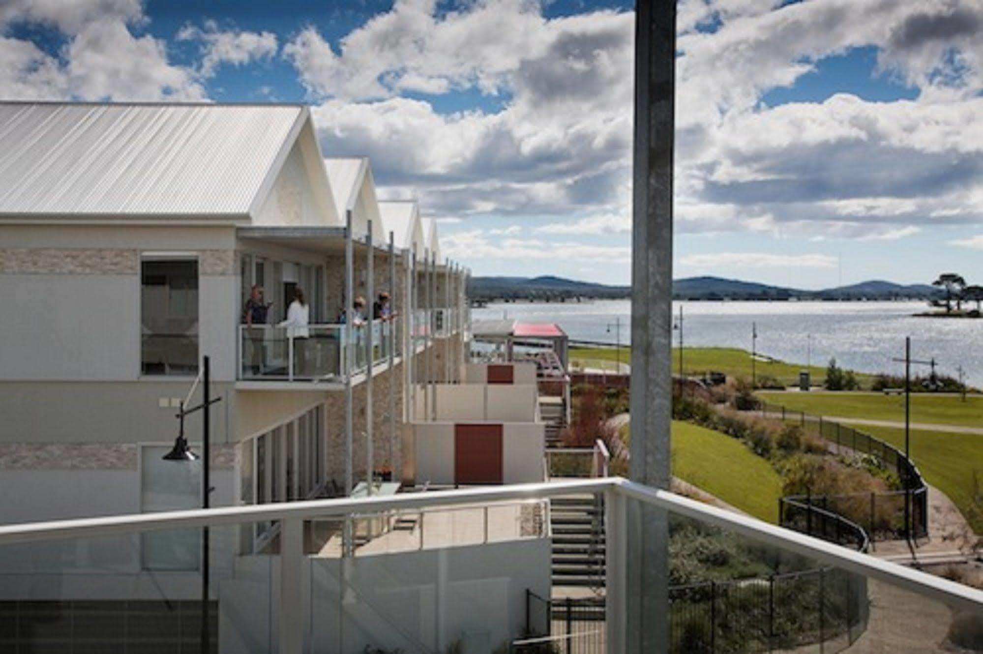 York Cove Hotel George Town Buitenkant foto